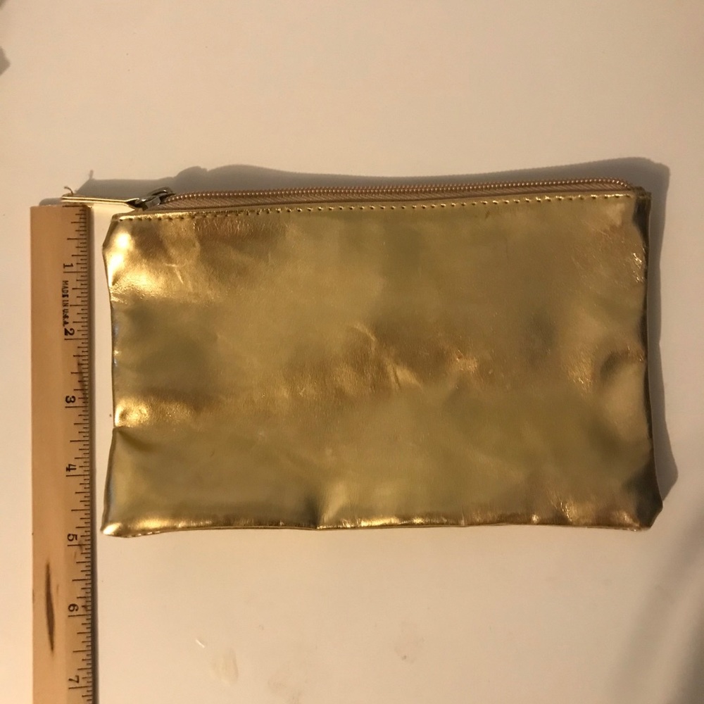 Gold clutch